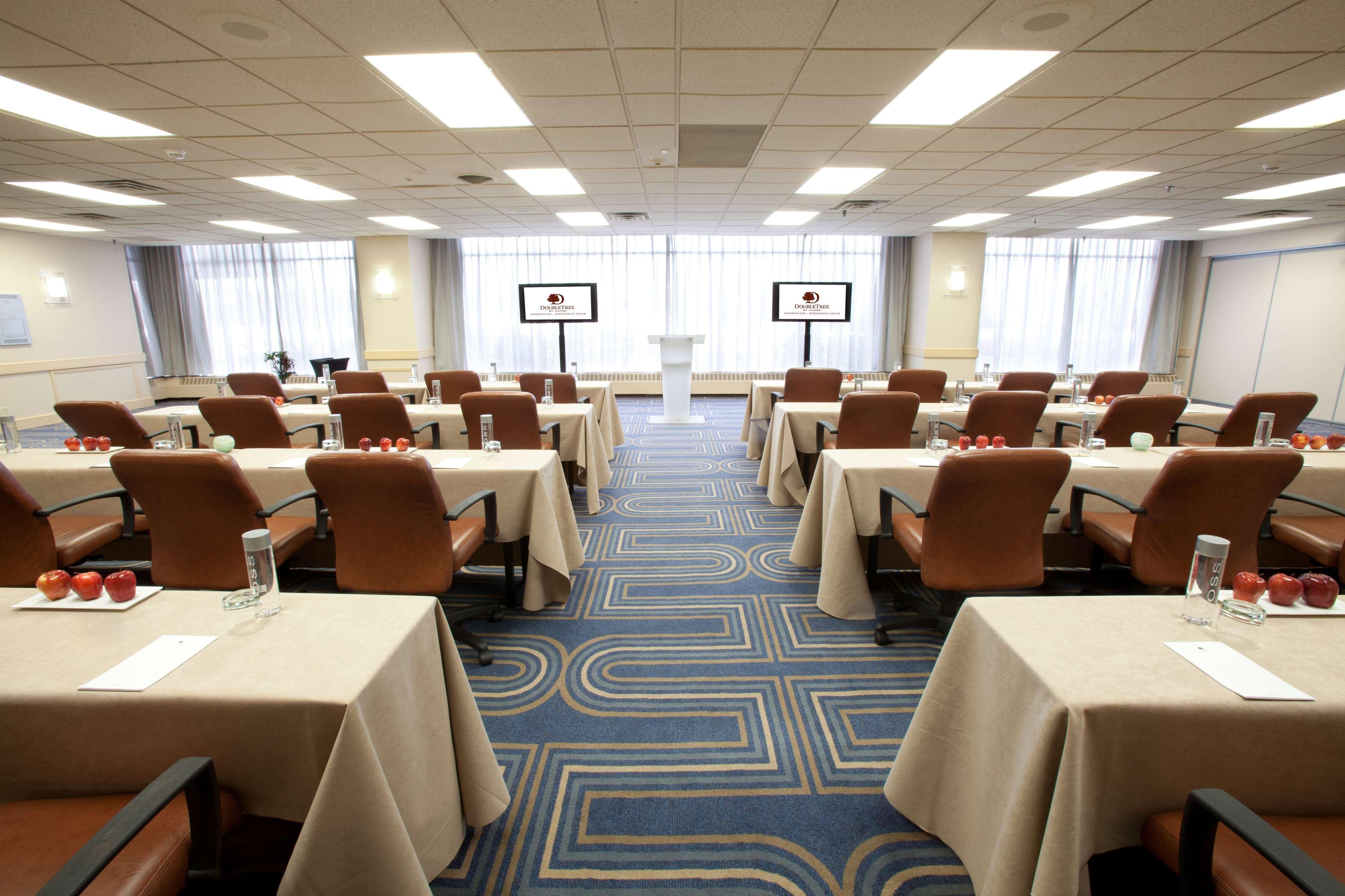 Doubletree By Hilton Bloomington Minneapolis South Екстериор снимка