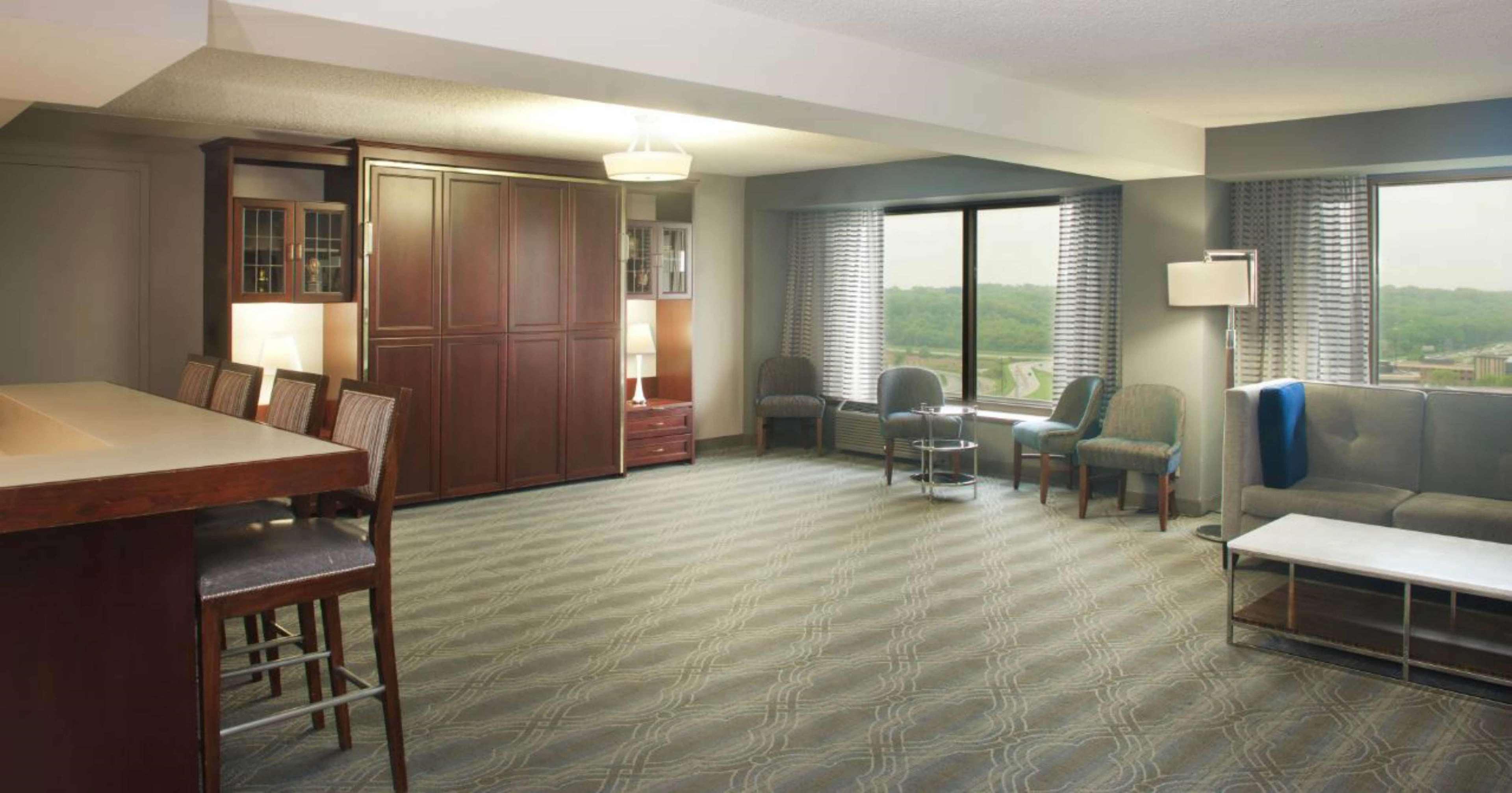 Doubletree By Hilton Bloomington Minneapolis South Екстериор снимка