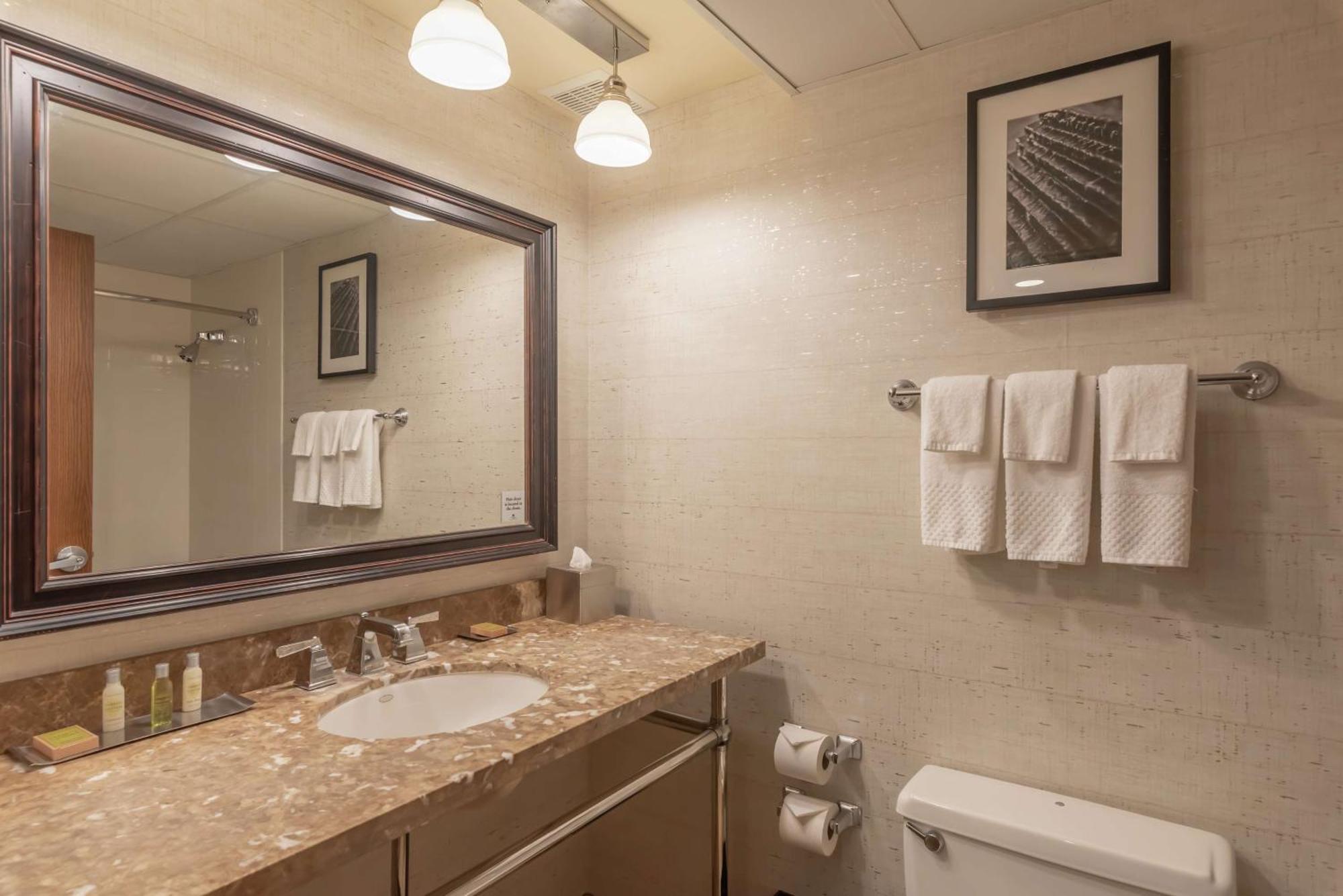Doubletree By Hilton Bloomington Minneapolis South Екстериор снимка